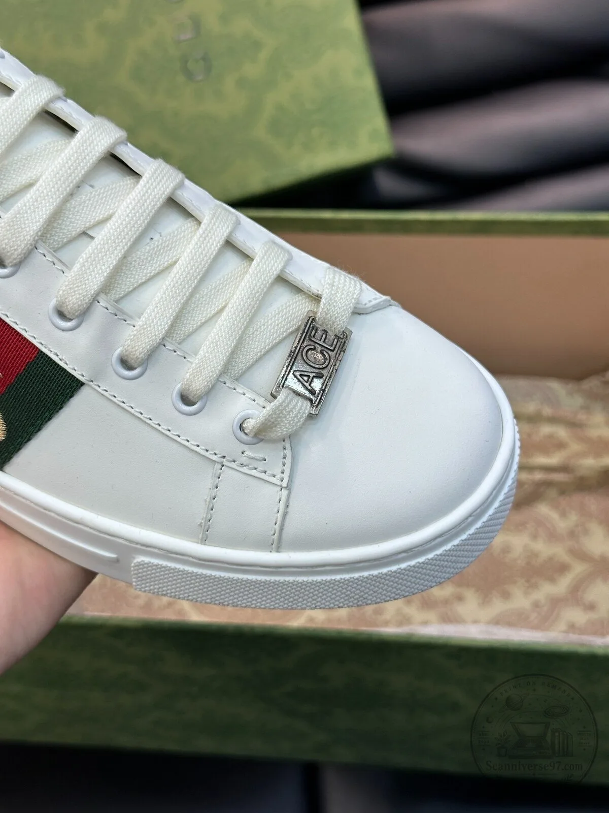 Gucci Ace Embroidered Bee White Leather Low-Top Sneakers Shoes 4 Gucci Ace Embroidered Bee White Leather Low-Top Sneakers Shoes