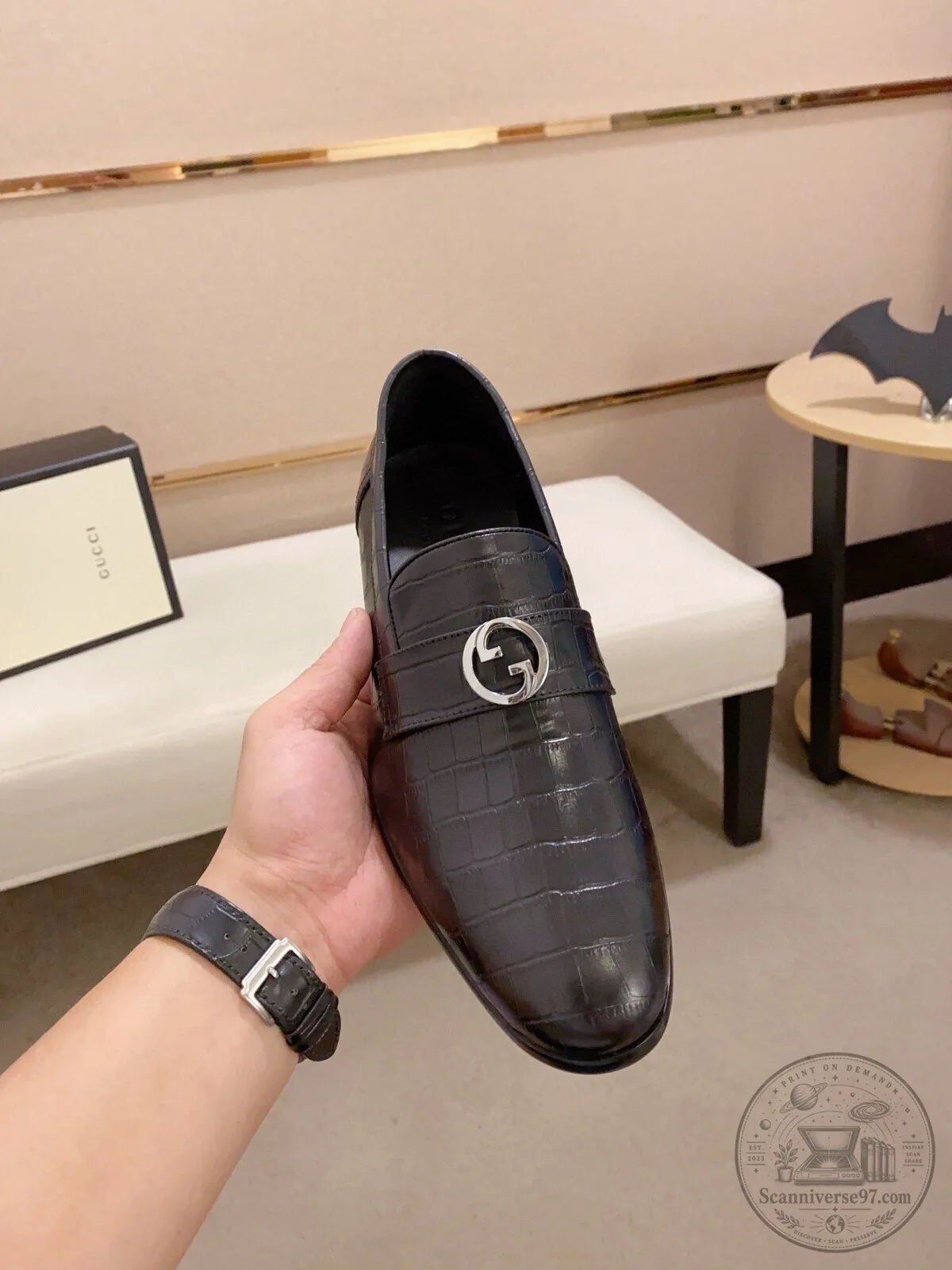 Gucci Interlocking G Black Alligator Embossed Leather Loafer Shoes