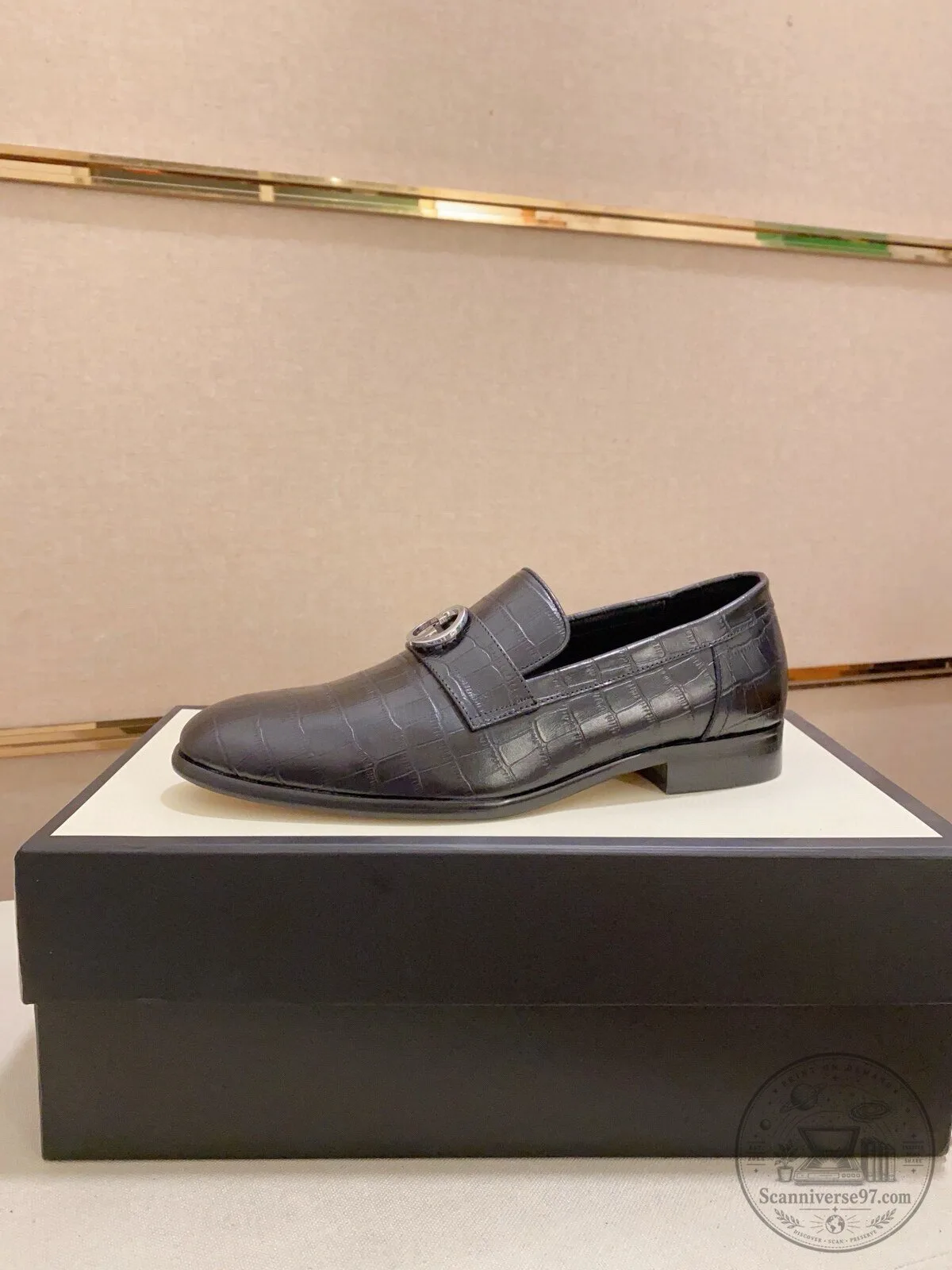 Gucci Interlocking G Black Alligator Embossed Leather Loafer Shoes 8 Gucci Interlocking G Black Alligator Embossed Leather Loafer Shoes